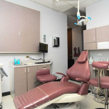 Family dental clinic near me